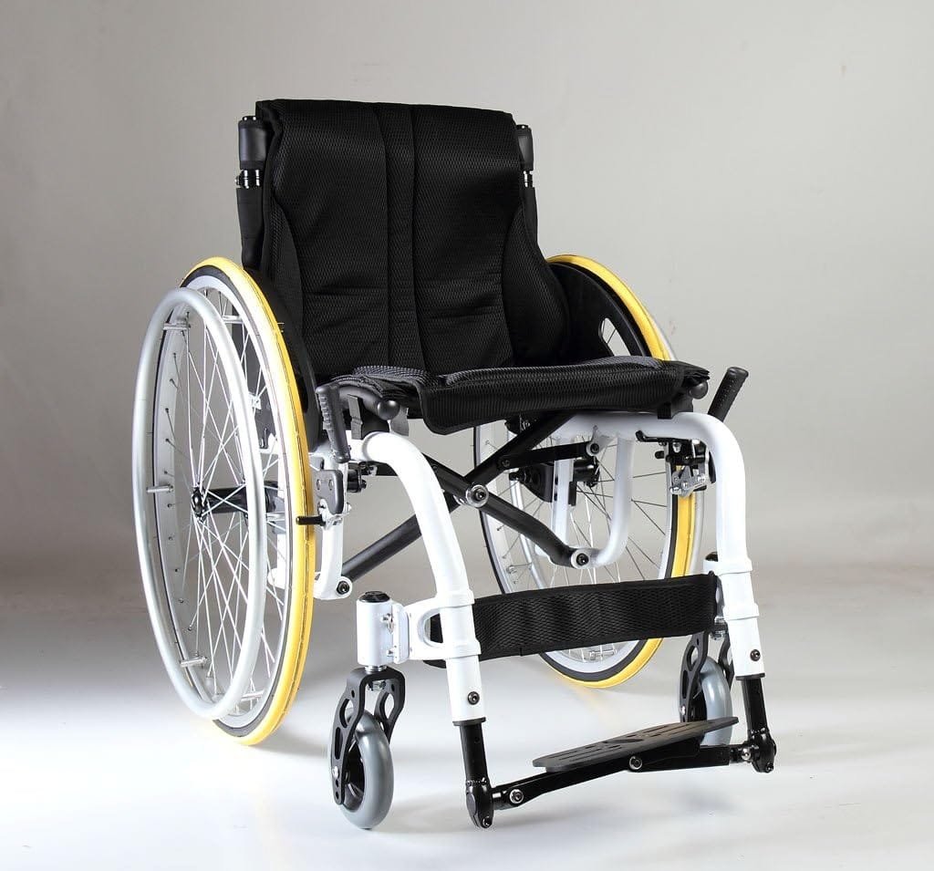 Silla de ruedas ultraligera